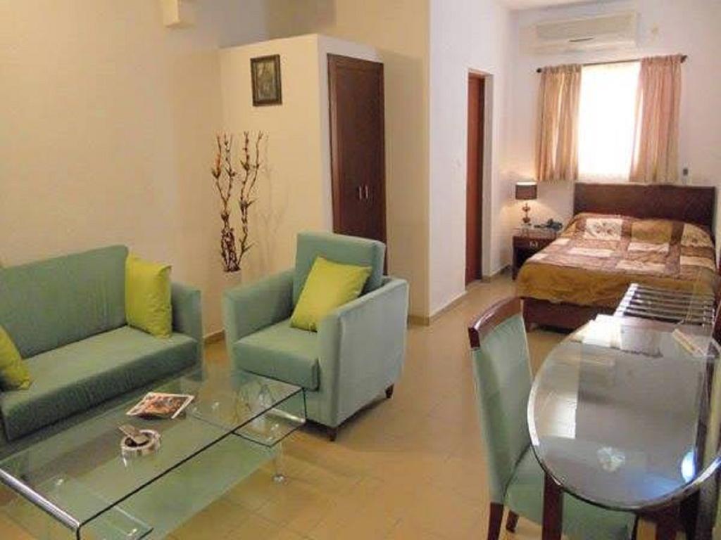 Paradise Hotel 로메 외부 사진